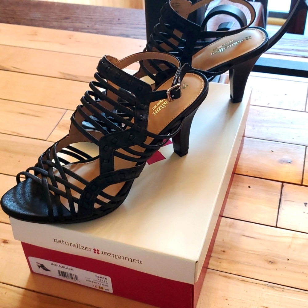 Womens sandels